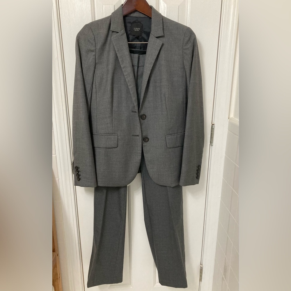 NWOT J. Crew Super 120s Gray Women’s Pantsuit (Blazer Sz4, Pants “City Fit” Sz6)